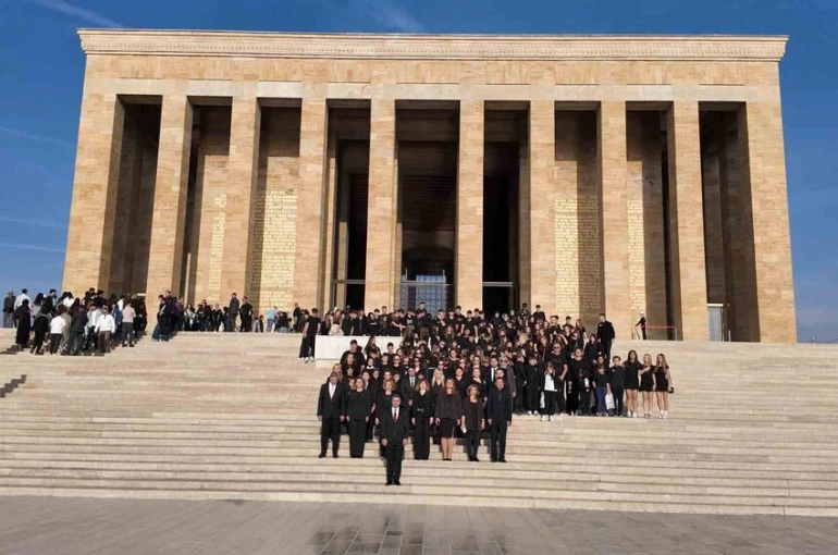 Özel Altınşehir Okulları’ndan 10 Kasım öncesi anlamlı ziyaret