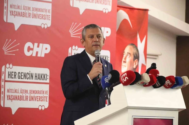 Özgür Özel: "Devlet bey ve ben de beka sorunu tarif ediyoruz ama aramızda fark var"