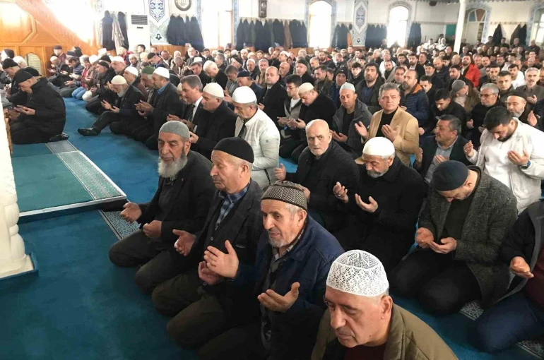 Özsoy dua ile anıldı