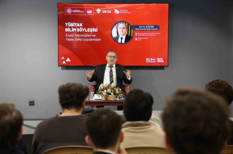 Öztürk "Yapay zeka her meslekte yeni bir dönem başlatıyor"
