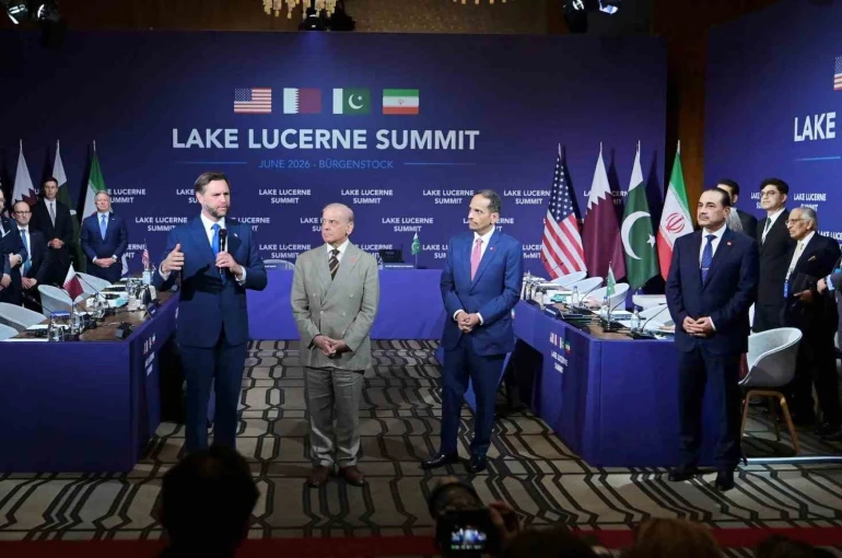 Pakistan Başbakanı Şerif: "Görüşmelerde umut verici ilerlemeler kaydedilmiştir"