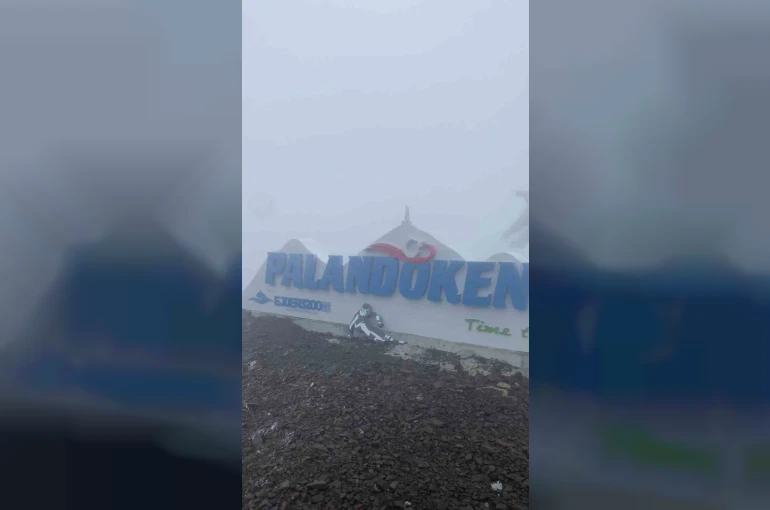 Palandöken’e mevsimin ilk karı yağdı
