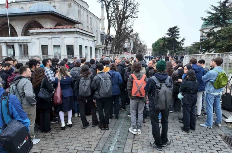 Papa 14. Leo’nun Sultanahmet Camii’ne ziyareti öncesi yoğun güvenlik önlemleri alındı