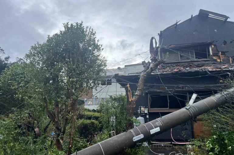 Peipah Tayfunu Japonya’yı vurdu: 14 bin 450 hanede elektrik kesintisi