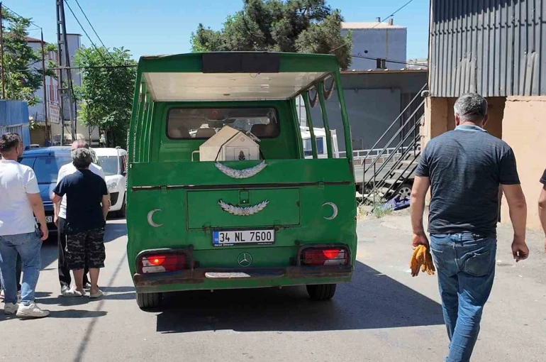 Pendik’te iş yerinde intihar