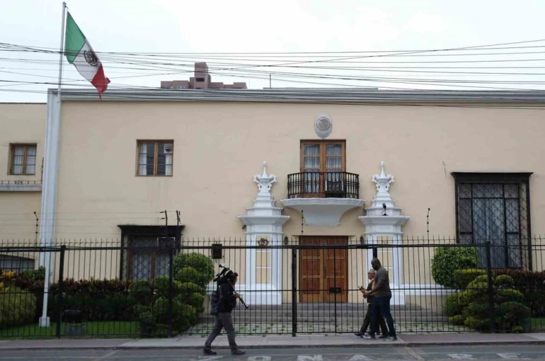 Peru’da Yüksek Mahkeme’den eski Başbakan Chavez için yeniden gözaltı kararı