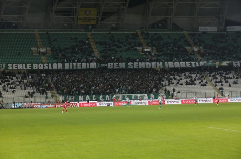 PFDK Konyaspor'a ceza yağdırdı! Rizespor maçına giremeyecekler