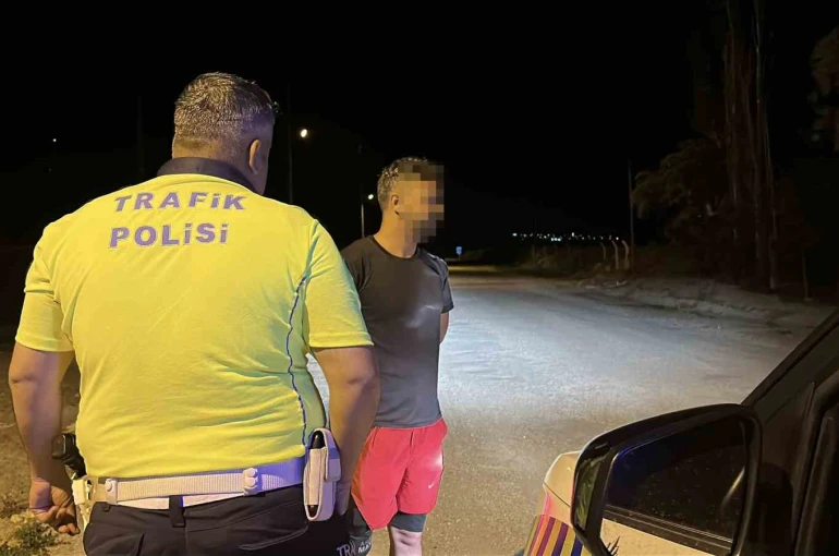 Polis uygulamasını görünce aracını park etti: 1.24 promil alkollü çıktı