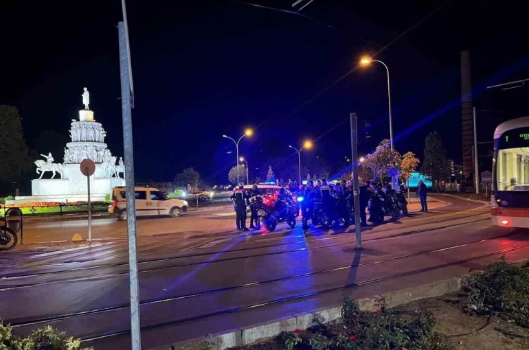 Polise, "Bana beyefendi de" diyen alkollü şahıs gözaltına alındı