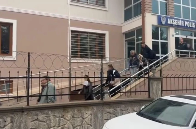 Polisin gerçekleştirdiği fuhuş operasyonunda 6 tutuklama