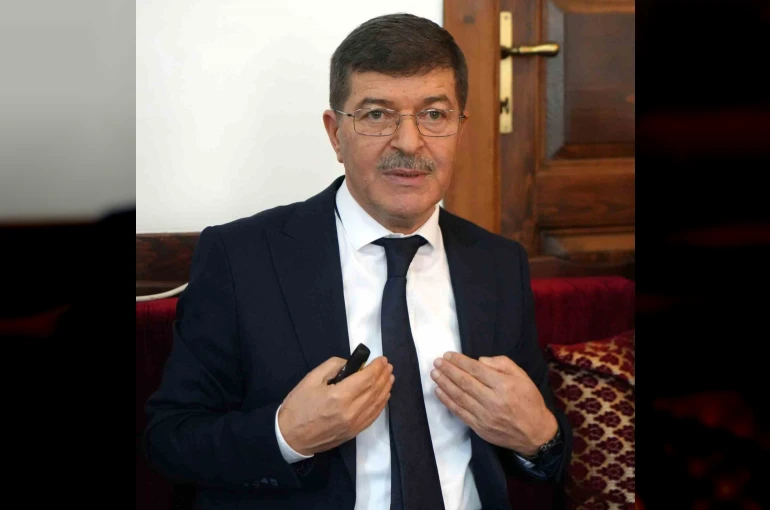 Prof. Dr. Köylü: "Taşıyıcı annelik, nesebi belirsiz bir gelecek doğurur"