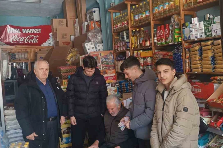 Prof. Dr. Necmeddin Erbakan Fen Lisesi öğrencilerinden örnek davranış