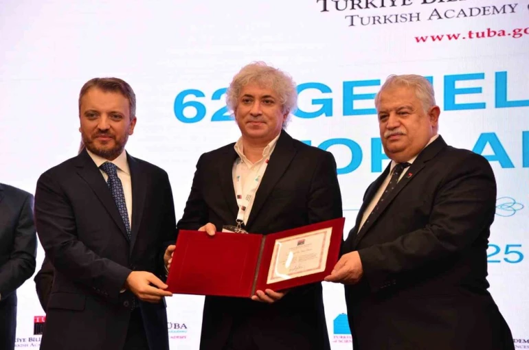 Prof. Dr. Ömer Özkan’a TÜBA Şeref Üyeliği beratı takdim edildi