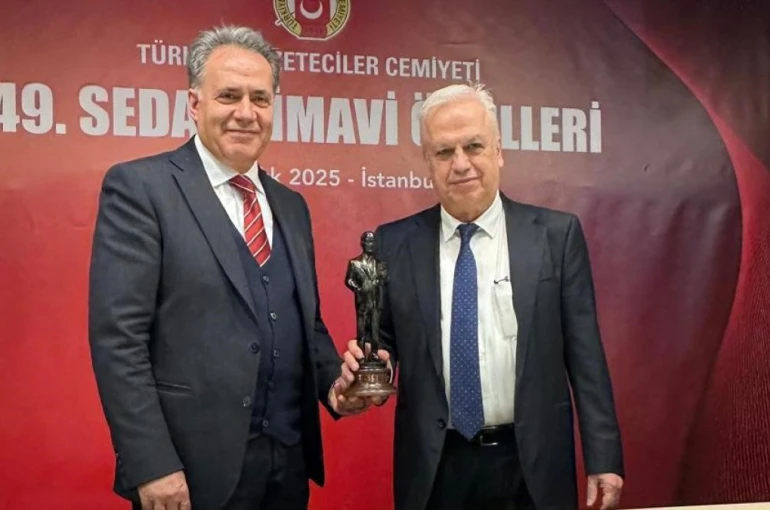 Prof. Dr. Sezai Yılmaz’a TGC Sedat Simavi ödülü