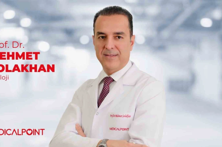 Prof. Dr. Solakhan: "40 yaş sonrası prostat kontrolü ihmal edilmemeli"