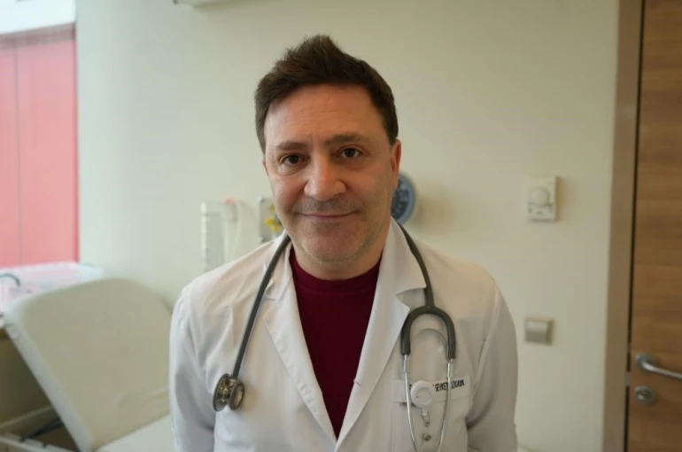 Profesörden ’üçlü salgın’ uyarısı: "H3N2, RSV ve COVID-19 aynı anda yayılıyor"