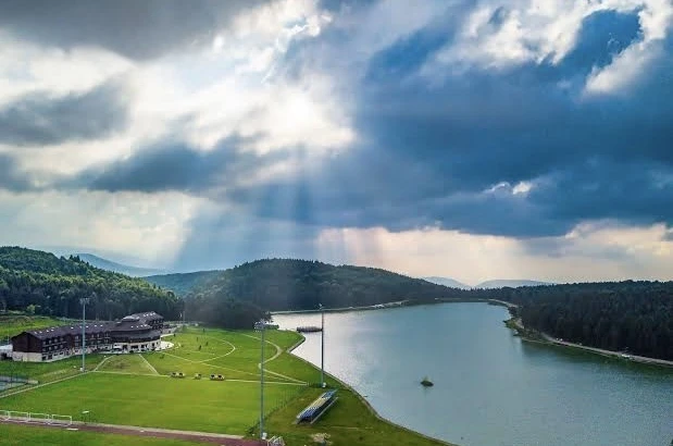 Profesyonel futbol kulüpleri yeni sezon kampı için Düzce’yi tercih ediyor