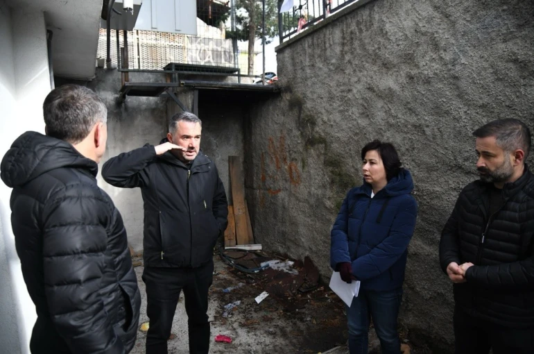 Pursaklar Belediye Başkanı Çetin, projeleri yerinde inceliyor