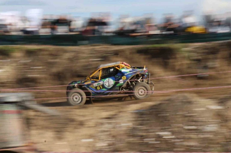 Rampada, çamurda sınırları zorladılar: Türkiye Off-Road Şampiyonası’nın 6. ayak yarışları nefes kesti