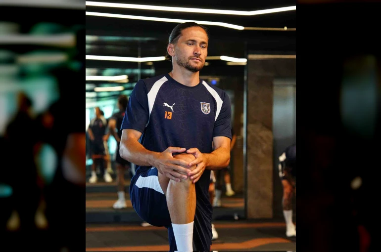 RAMS Başakşehir, sezonu açtı