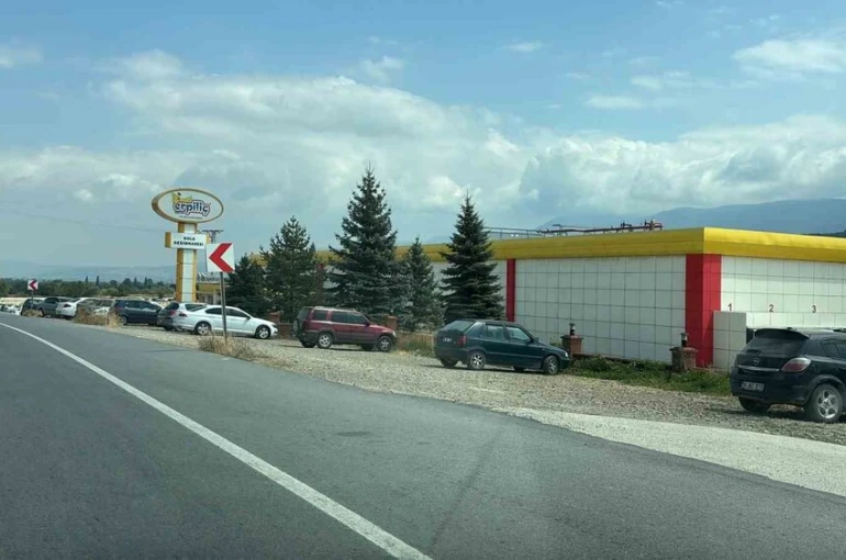 Rekabet Kurulundan Bolu’nun piliç devlerine büyük ceza: 3 milyar 700 milyon TL idari para cezası kesildi