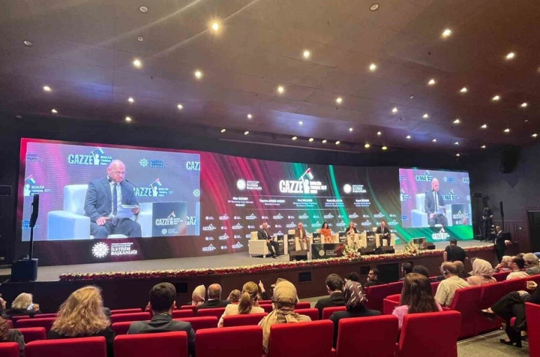 Rektör Akkaya, Gazze paneline katıldı