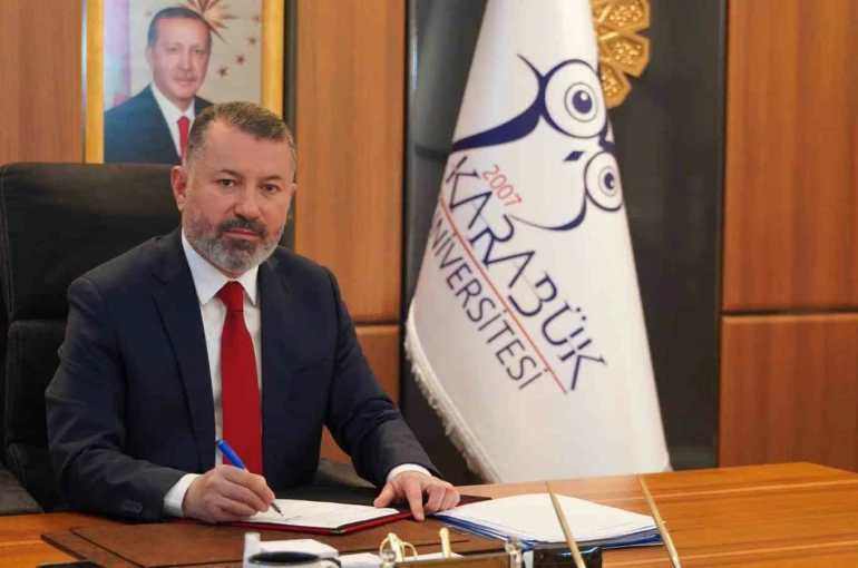 Rektör Kırışık’tan Miraç Kandili mesajı
