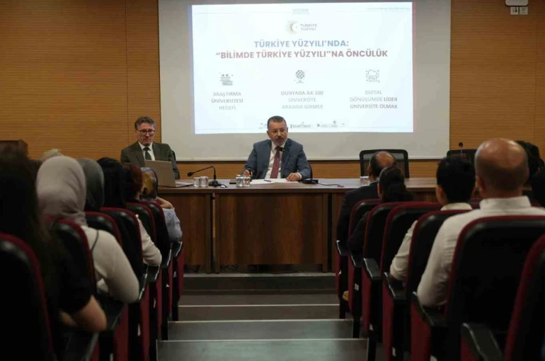 Rektör Kırışık’tan üniversitenin gelecek vizyonuna ilişkin değerlendirmeler