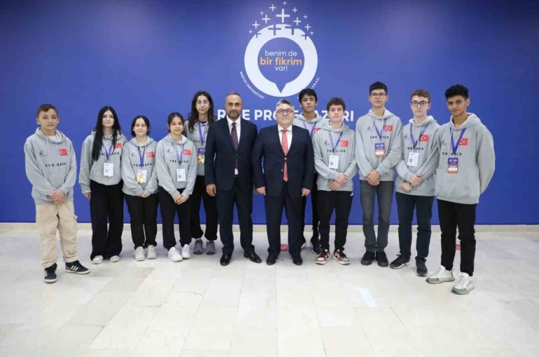 Rektör Özölçer, 8. Uluslararası Ar-Ge Proje Pazarı’nın kapanış törenine katıldı