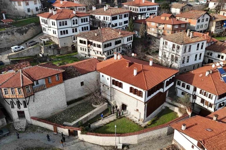 Restore edilerek korunan 222 yıllık konağa ödül