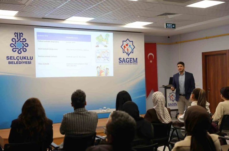 SAGEM’den ailelere akran zorbalığı ile mücadele semineri