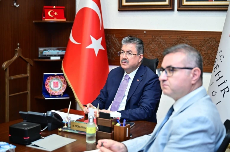 Sahipsiz hayvanlara yönelik çalışmalar masaya yatırıldı