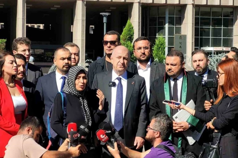 Sahte diploma davası 10 Ekim tarihine ertelendi