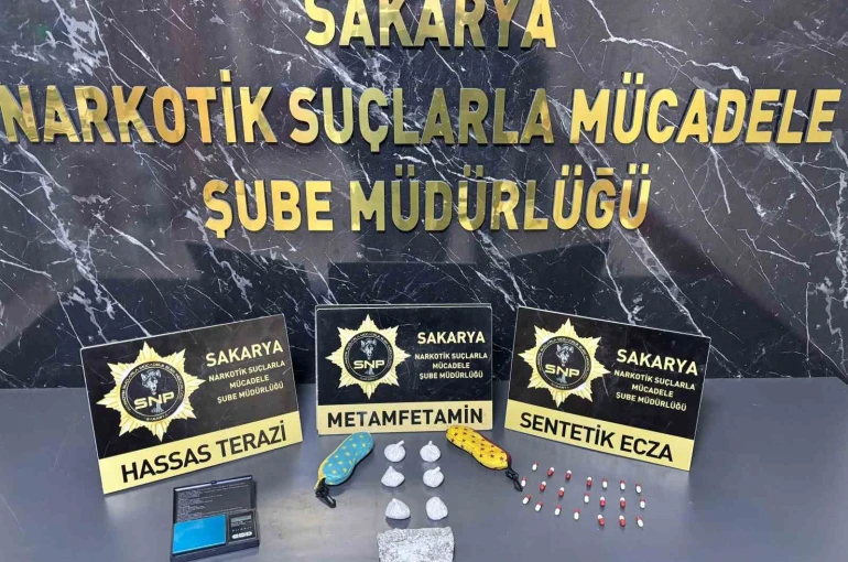 Sakarya Emniyeti zehir tacirlerine geçit vermiyor