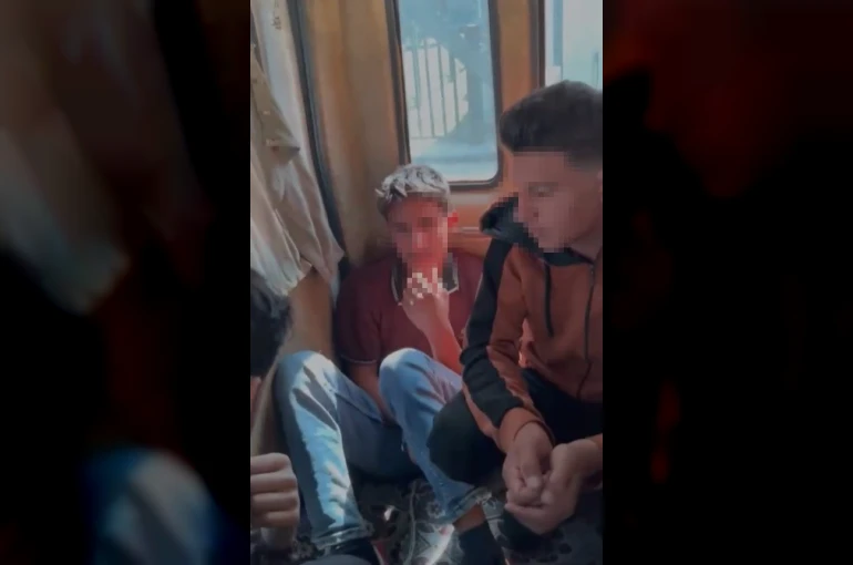 Sakarya’da durdurulan araçta 9 düzensiz göçmen yakalandı: Sürücü tutuklandı