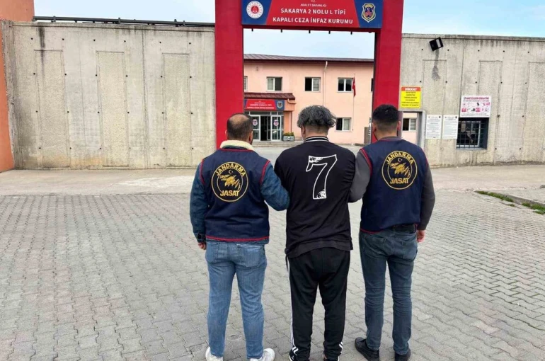 Sakarya’da jandarma suçlulara göz açtırmadı: 1 haftada 307 aranan şahıs yakalandı