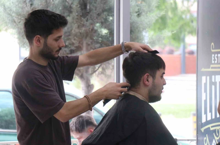 Sakarya’da Kurban Bayramı öncesi berberlerde yoğun mesai