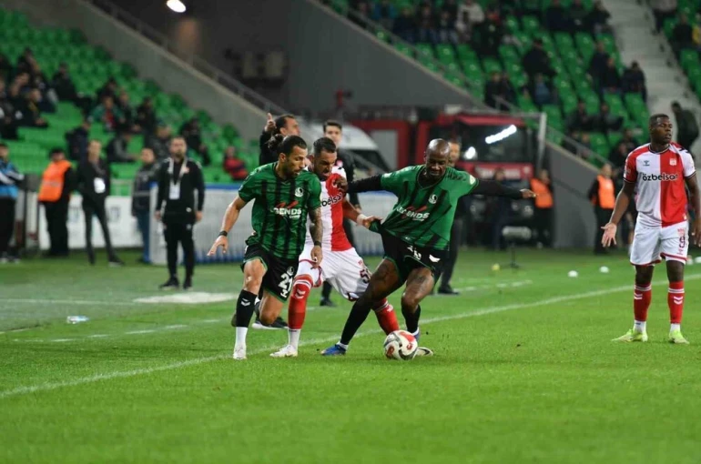 Sakaryaspor 7 yabancıyla oynadı, hükmen mağlubiyet gündemde