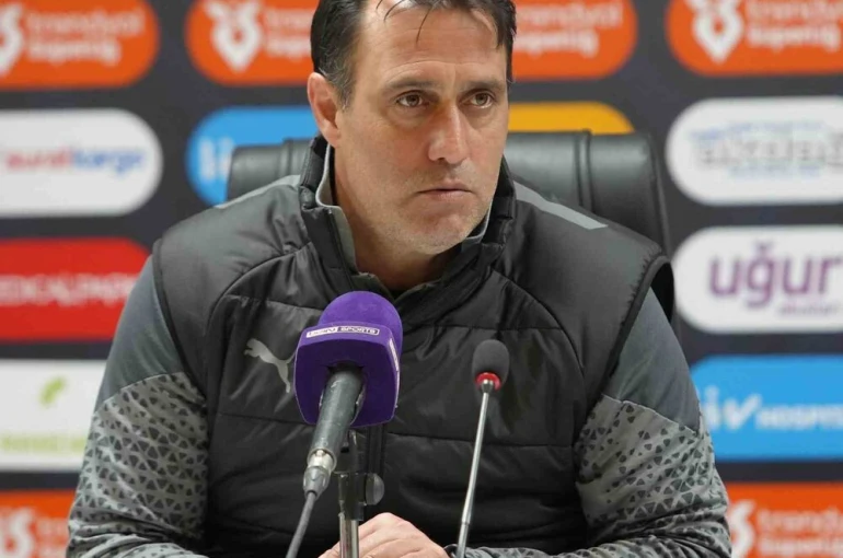 Sakaryaspor, Serhat Sütlü ile anlaştı