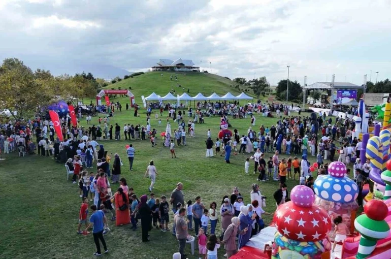 Samsun Büyükşehir’den "Okula Merhaba Çocuk Şenliği"