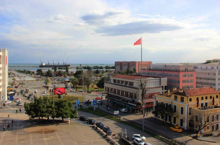 Samsun üretimde vites yükseltiyor: Gözler hızlı tren ve çevre yollarında