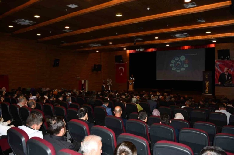 Samsun’da ailelere uyuşturucuyla mücadele eğitimi