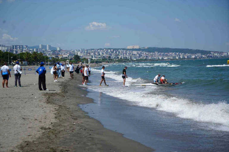 Samsun’da Deniz Küreği Türkiye Şampiyonası başladı