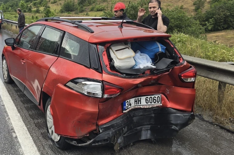 Samsun’da iki araç çarpıştı: 4 yaralı