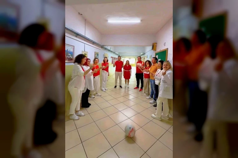 Samsun’da öğretmenlerden A Milli Takım’a klipli destek