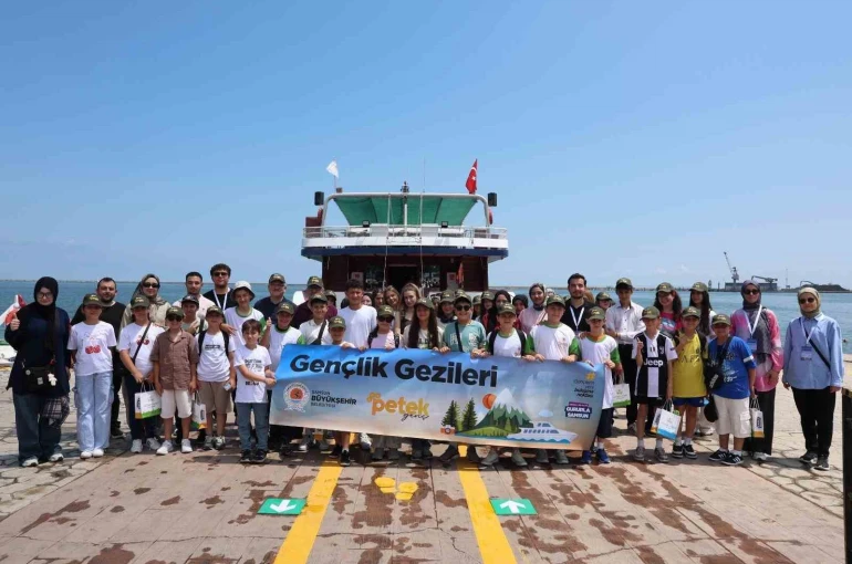 Samsun’da "Petek Genç Gezi ve Kamp Programları" başladı