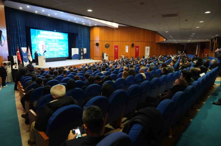 Samsun’da siber güvenlik zirvesi: "Siber güvenlikte asıl oyun değiştirici gençlerin fikirleri olacak"