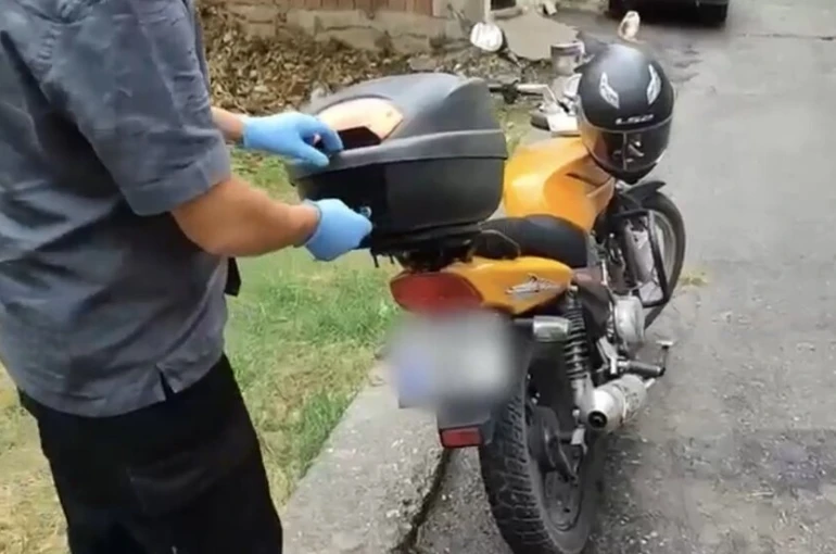 Samsun’da şüpheli motosikletten uyuşturucu çıktı