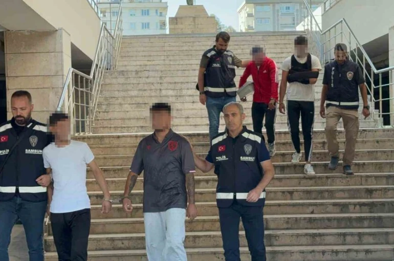 Samsun’da uyuşturucu ticaretinden 4 kişi tutuklandı