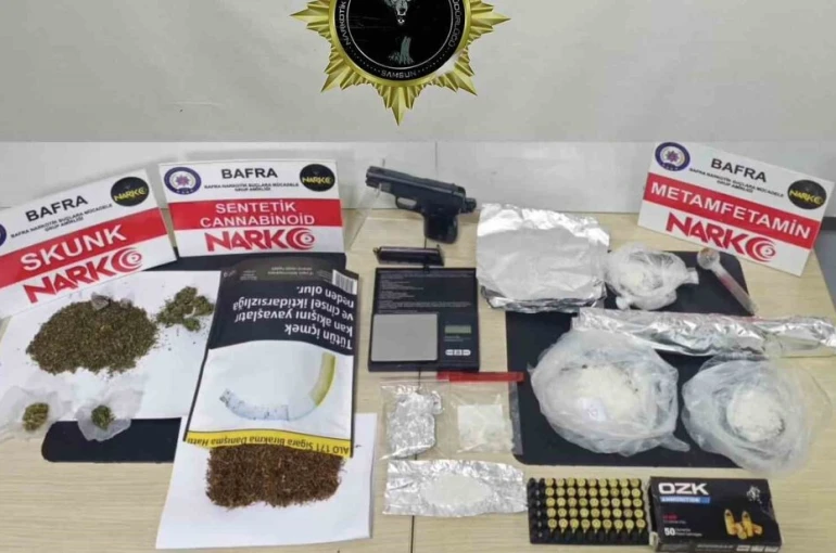 Samsun’da uyuşturucu ve silah ele geçirildi